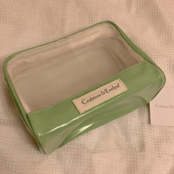 Crabtree and Evelyn bath set - Picture 6 of 7